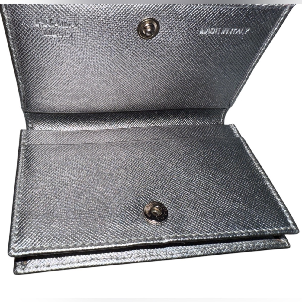 PRADA Saffiano Leather Card Case Wallet Metallic Silver Made in Italy - Picture 5 of 10